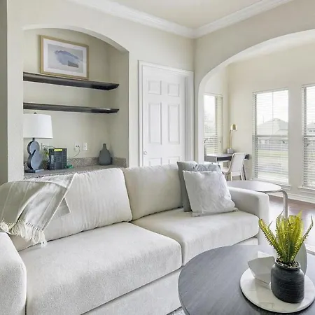 Landing At Residences At River Park West - 1 Bedroom In Riverpark West